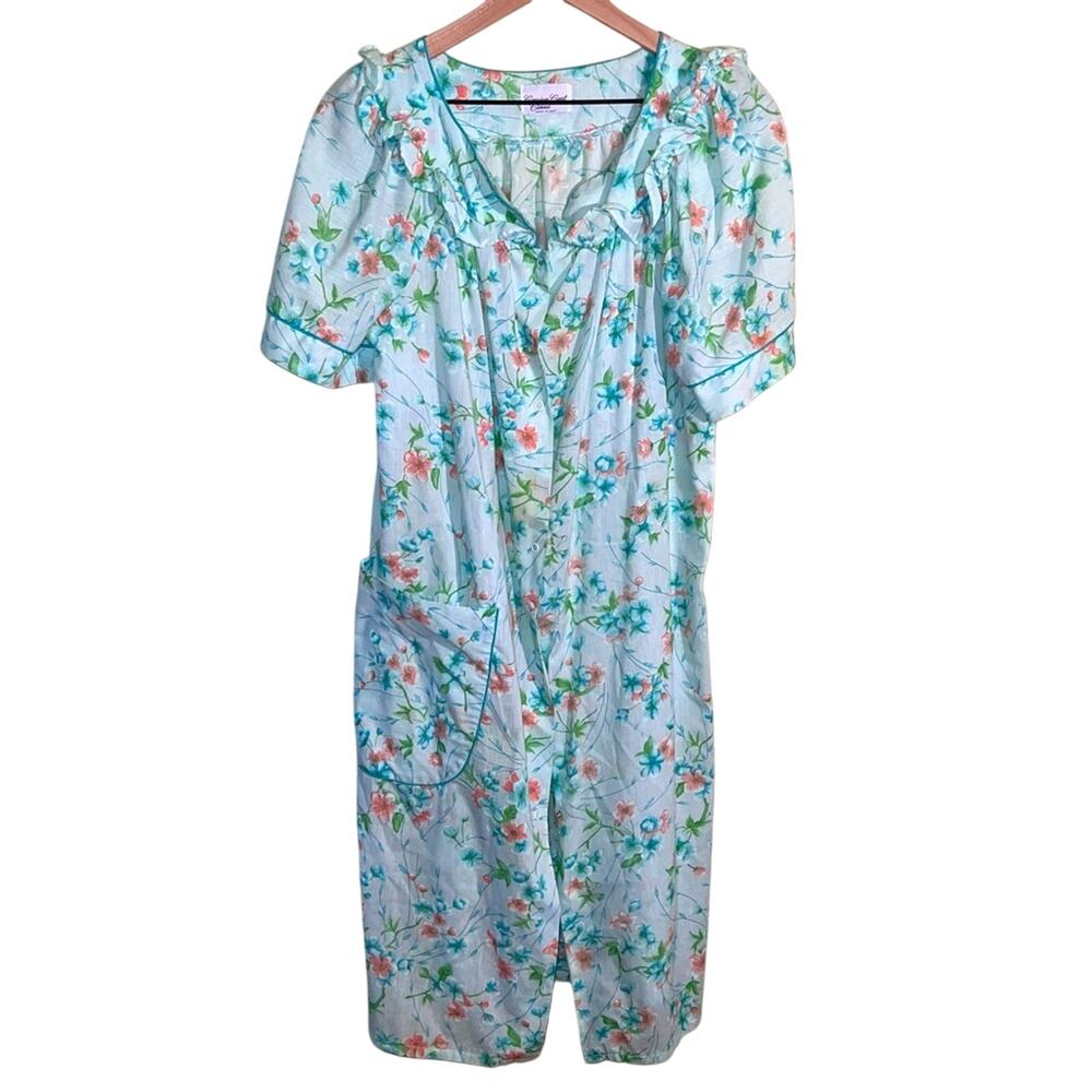 VNTG CARRIAGE COURT CLASSIC floral button up nightgown M/L